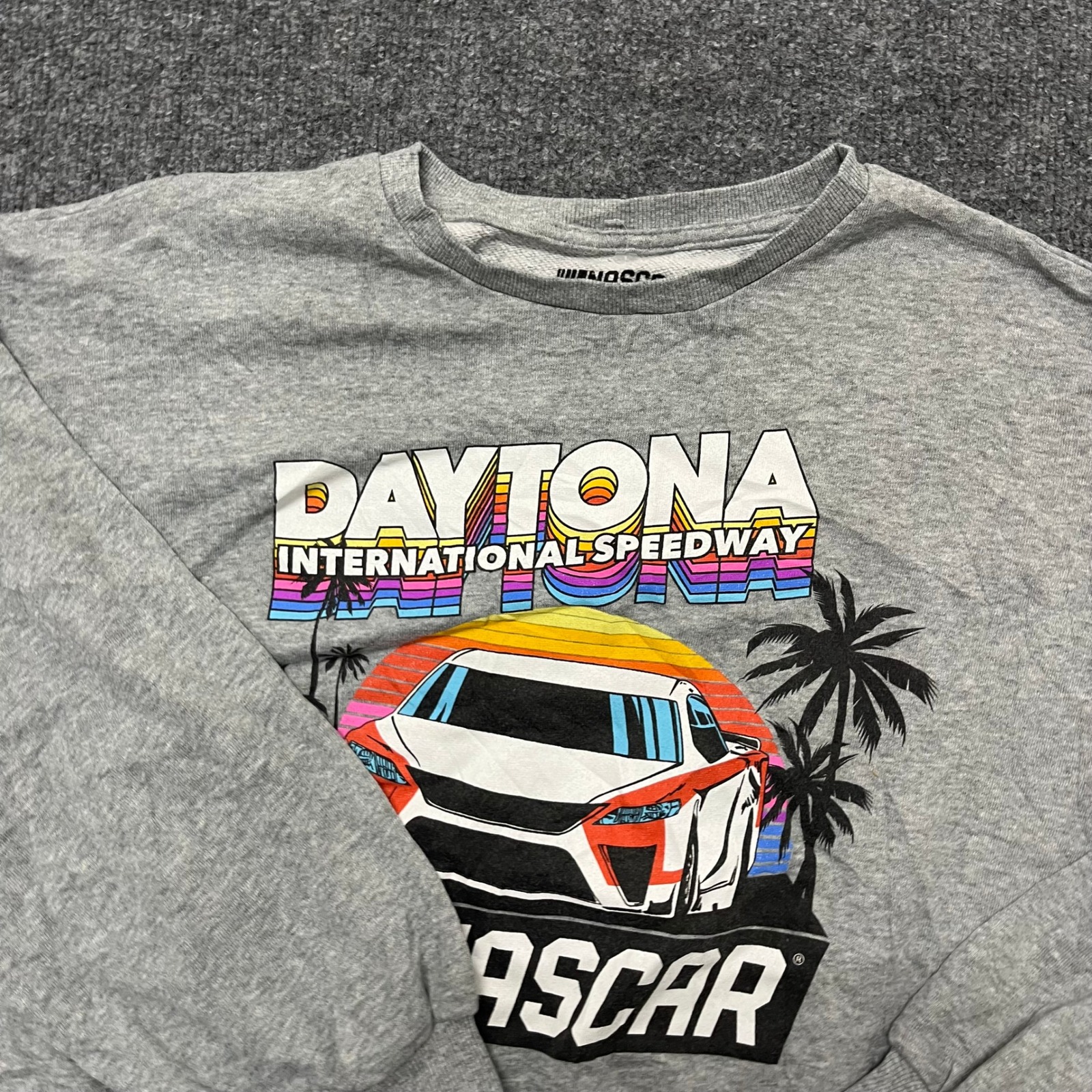 Nascar Sweatshirt Mens Size M Grey Daytona International Speedway Racing Graphic